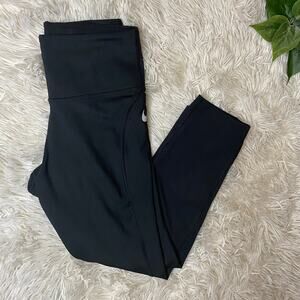 Nike Dri-Fit Women's athletic stretch capri leggings